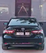 Toyota Camry, 2018-6