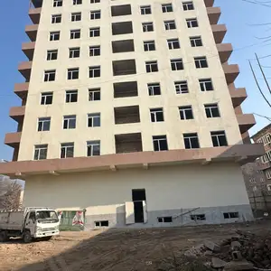 3-комн. квартира, 2 этаж, 81 м², Кривой