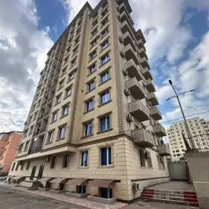 1-комн. квартира, 1 этаж, 37 м², 19мкр