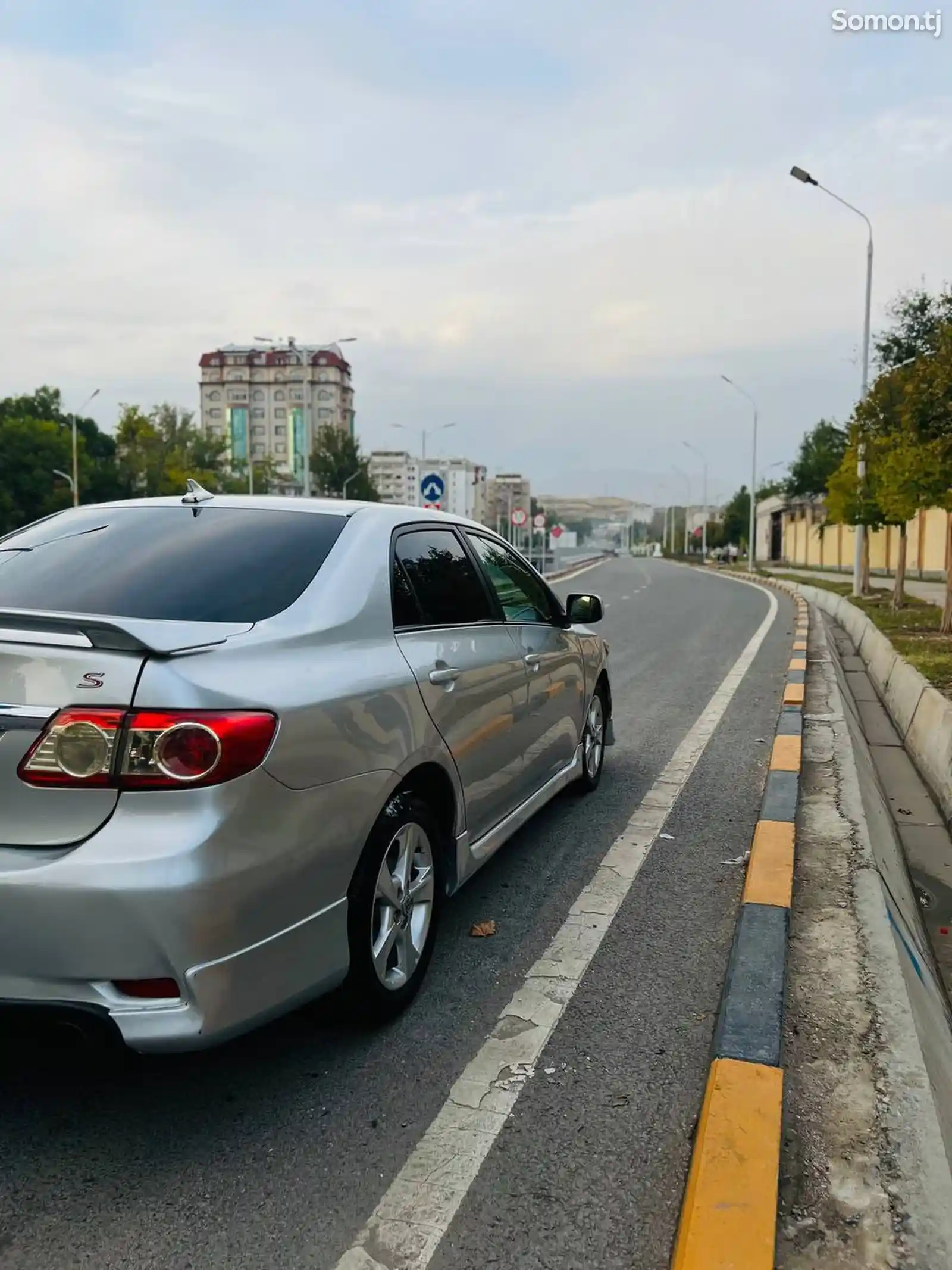 Toyota Corolla, 2011-10