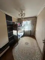 5-комн. квартира, 3 этаж, 110 м², 46 мкр-2