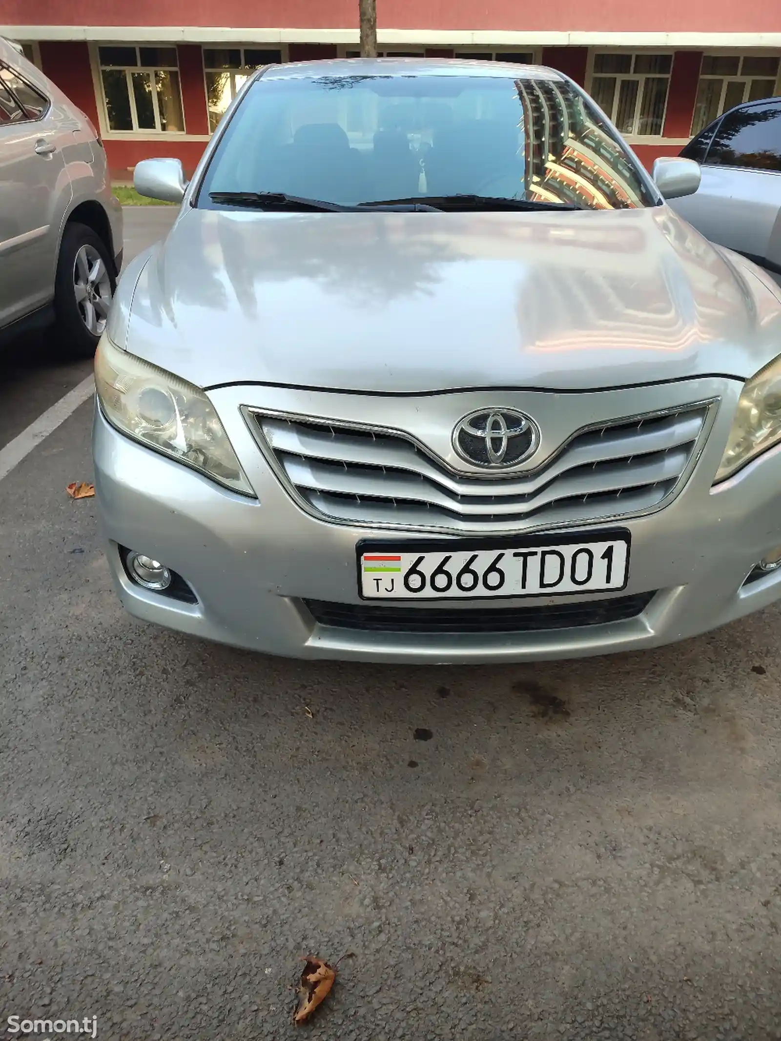 Toyota Camry, 2010-12