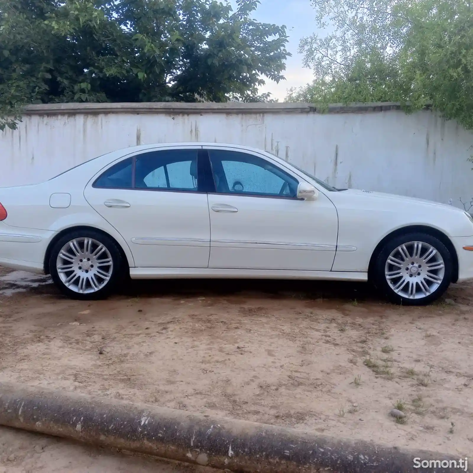 Mercedes-Benz E class, 2008-8