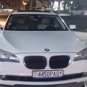 BMW 7 series, 2010