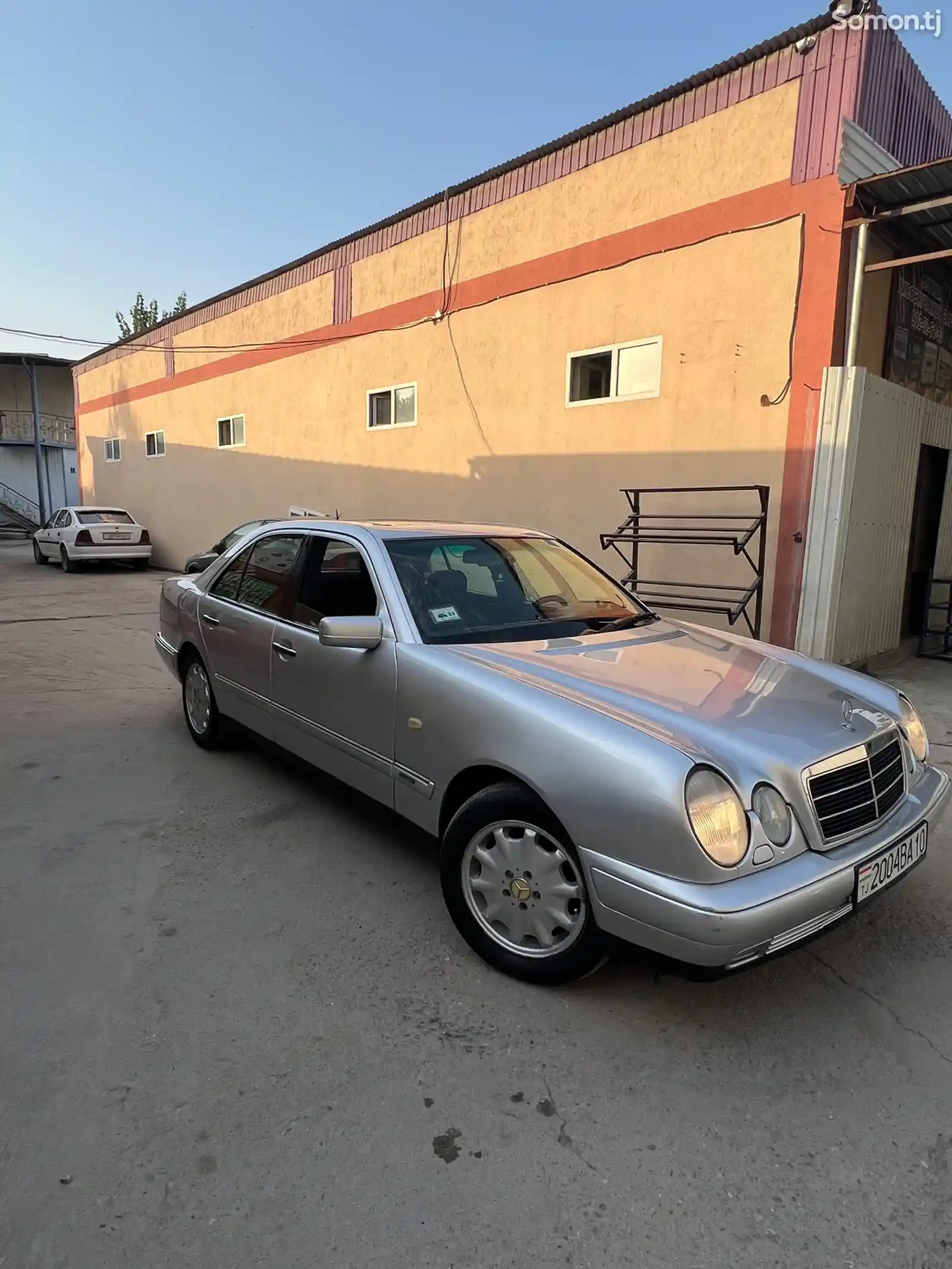 Mercedes-Benz E class, 1997-4