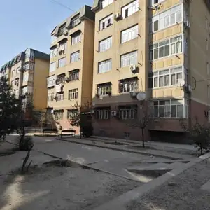 3-комн. квартира, 4 этаж, 120 м², Сино