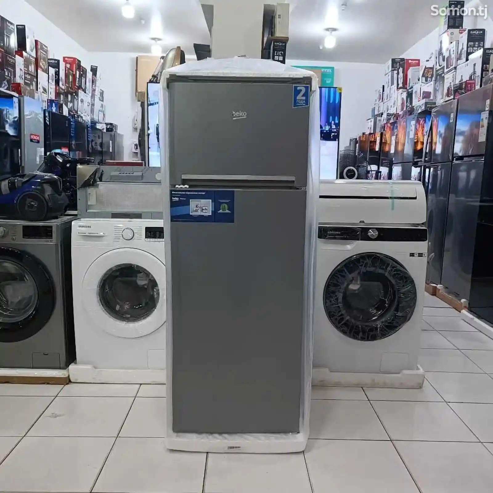 Холодильник Beko-1