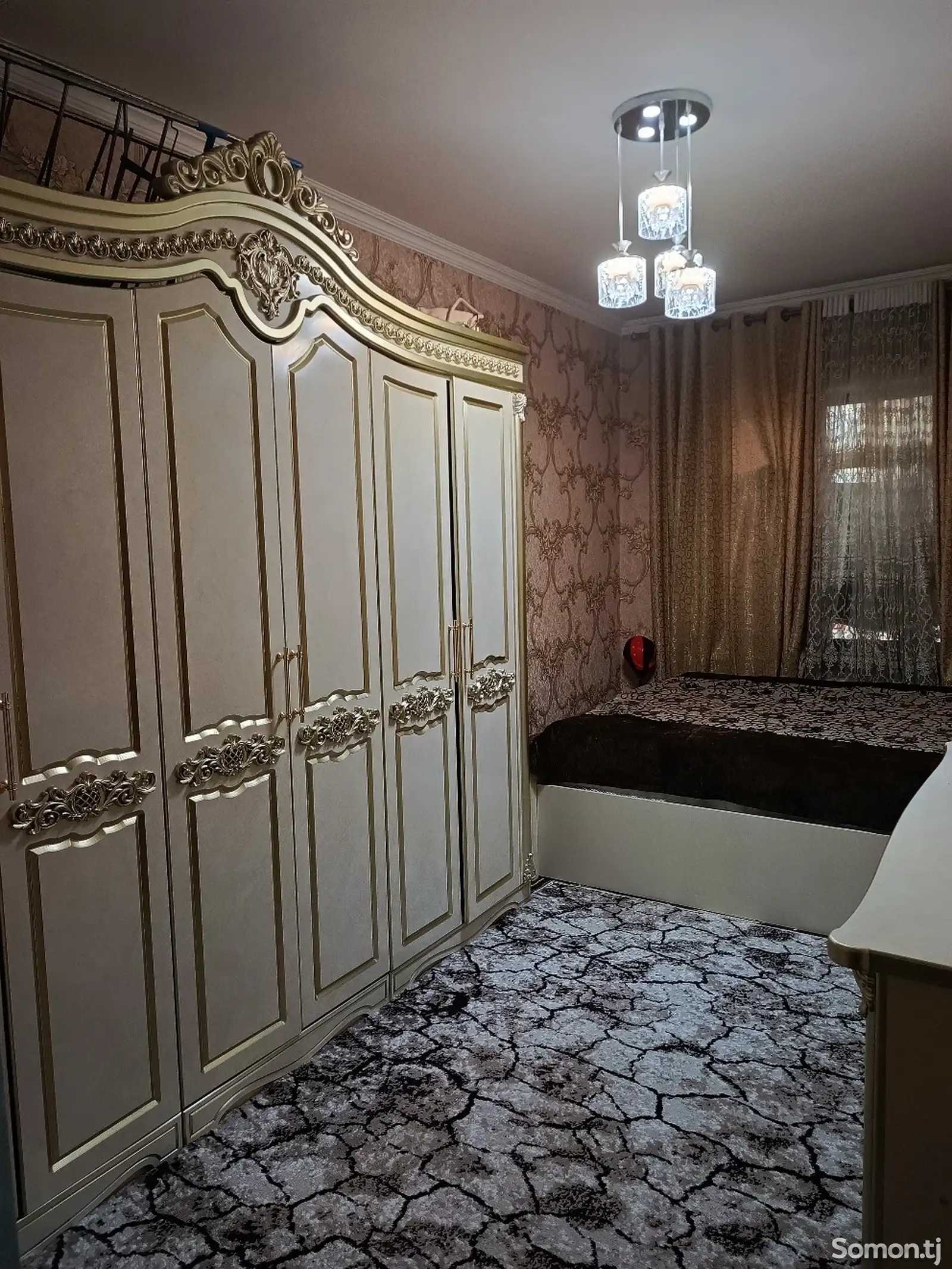 Комната в 1-комн. квартире, 1 этаж, 85м², 91 мкр, Арбат-1