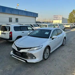 Toyota Camry, 2017