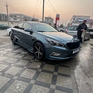 Hyundai Sonata, 2016