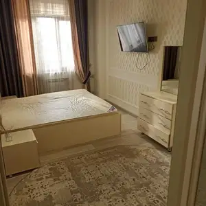 2-комн. квартира, 17 этаж, 65м², Шохмансур