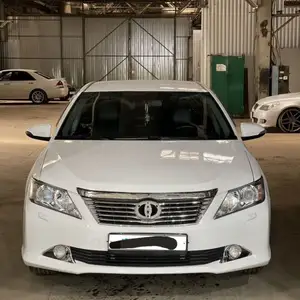 Toyota Camry, 2012