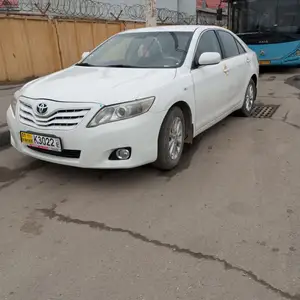 Toyota Camry, 2009