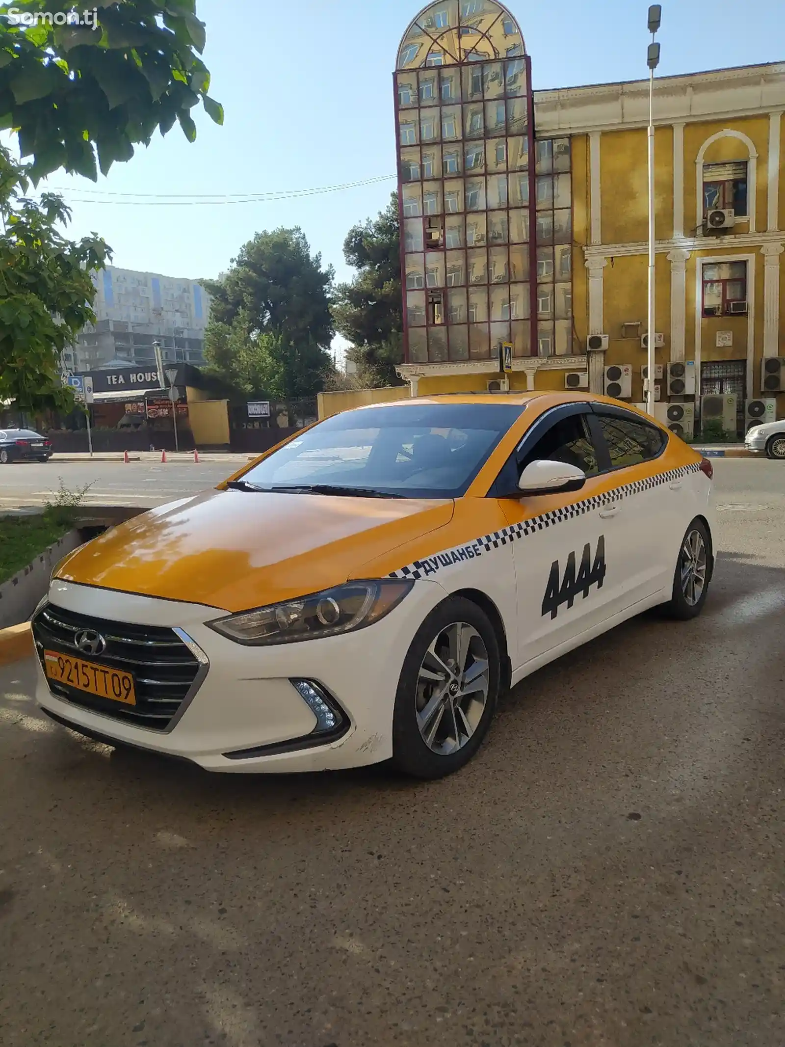 Hyundai Elantra, 2018-1