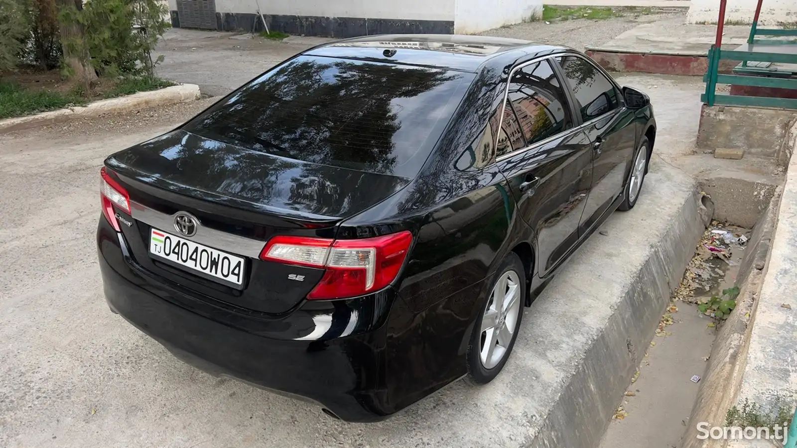 Toyota Camry, 2013-1