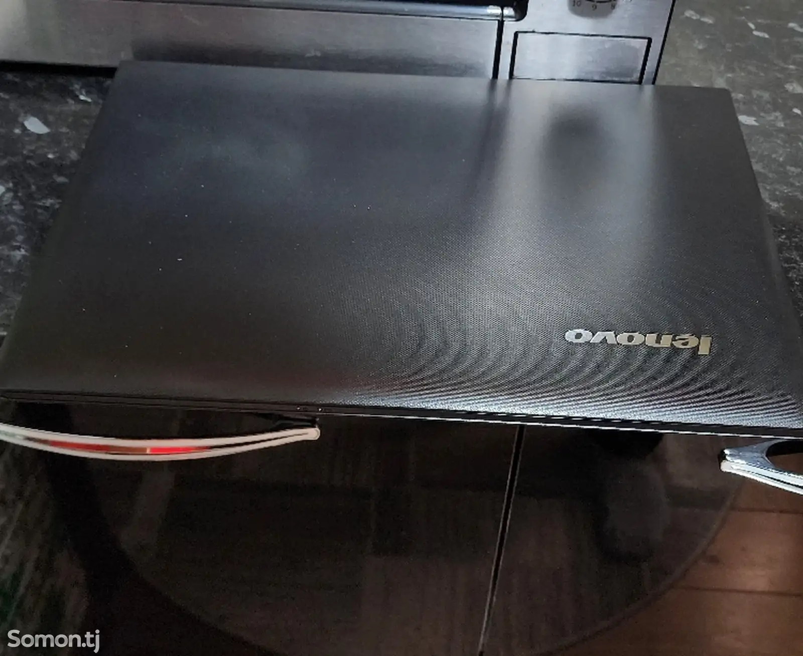 Ноутбук Lenovo-1