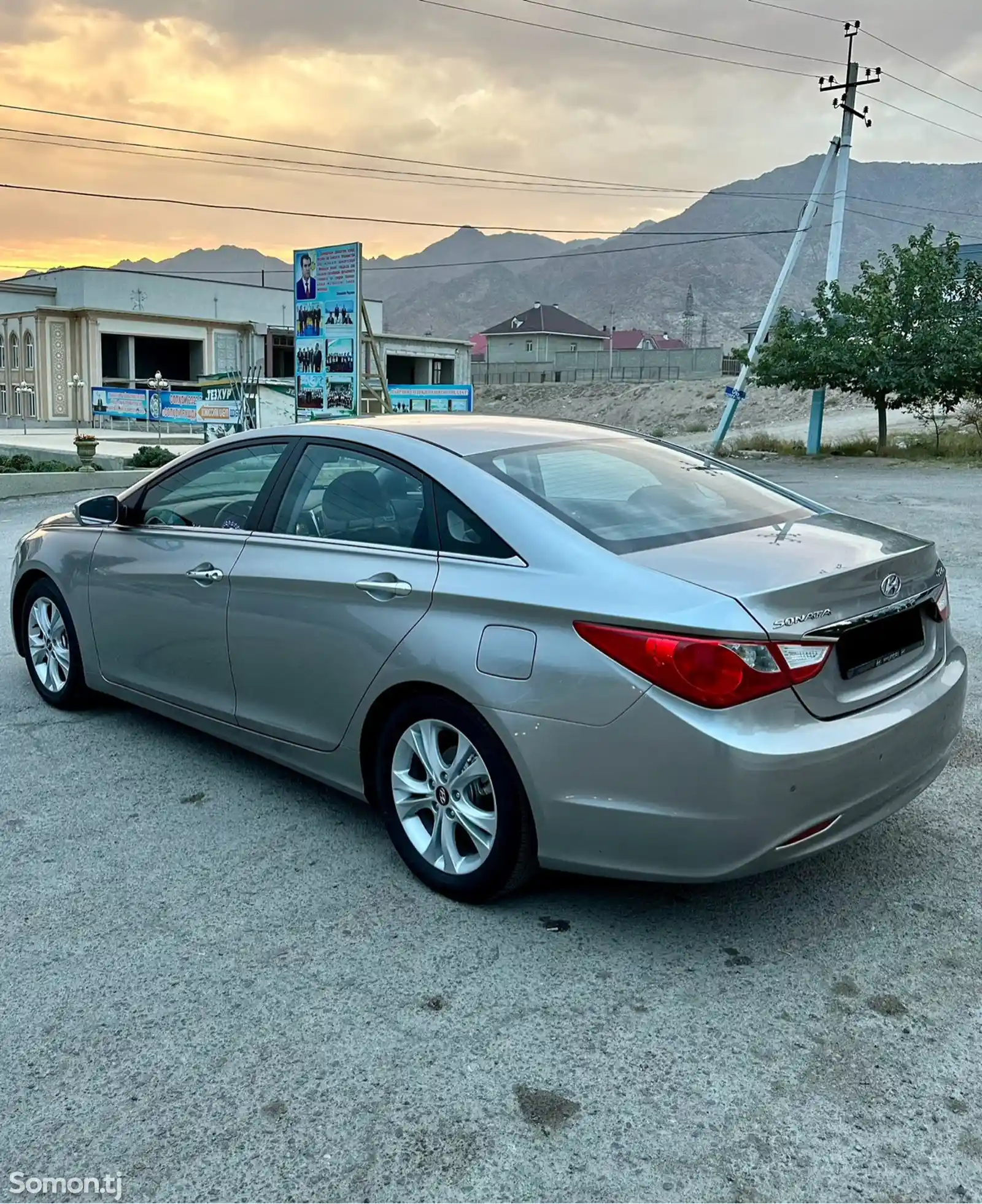 Hyundai Sonata, 2010-4