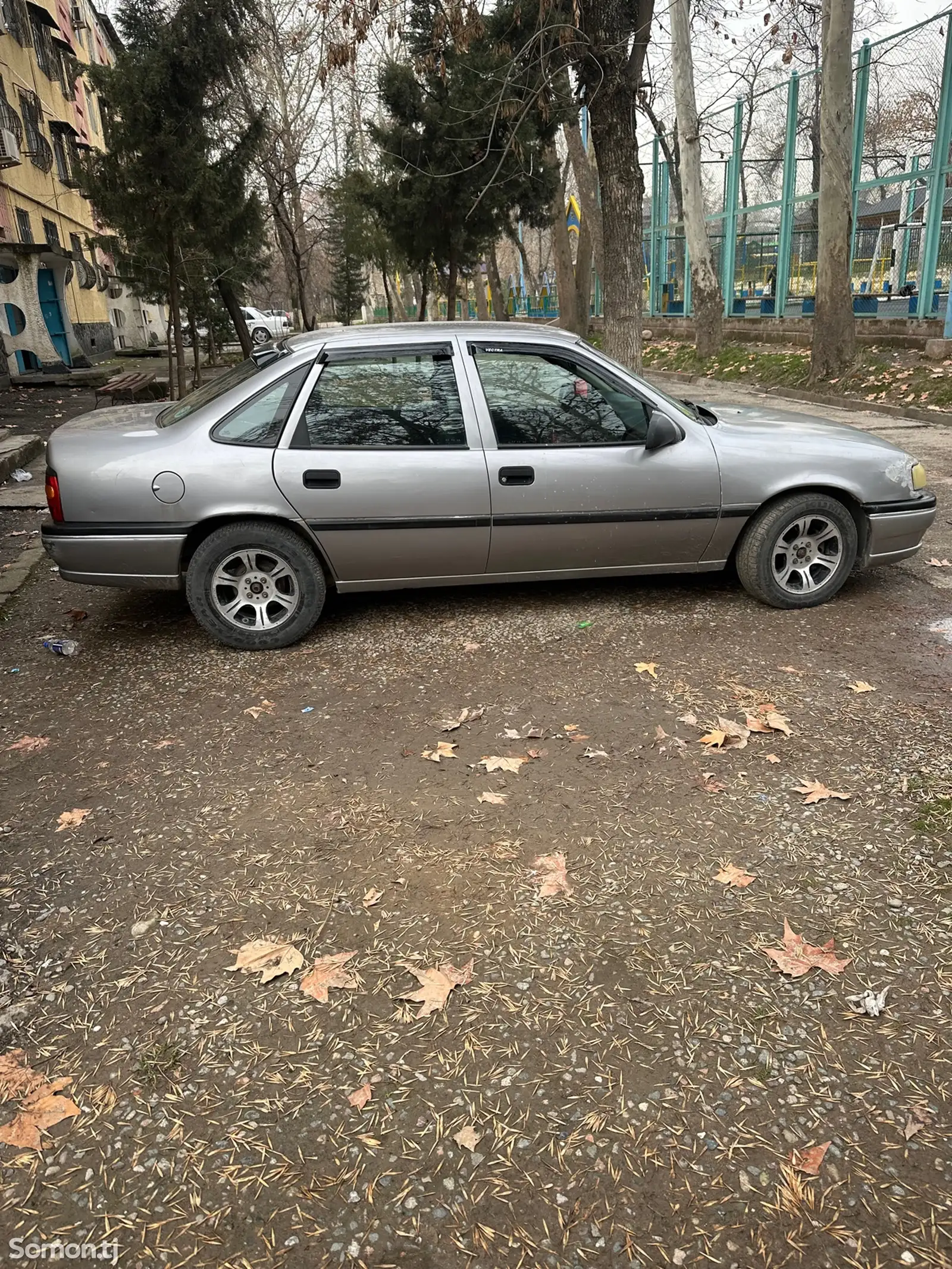 Opel Vectra A, 1993-1