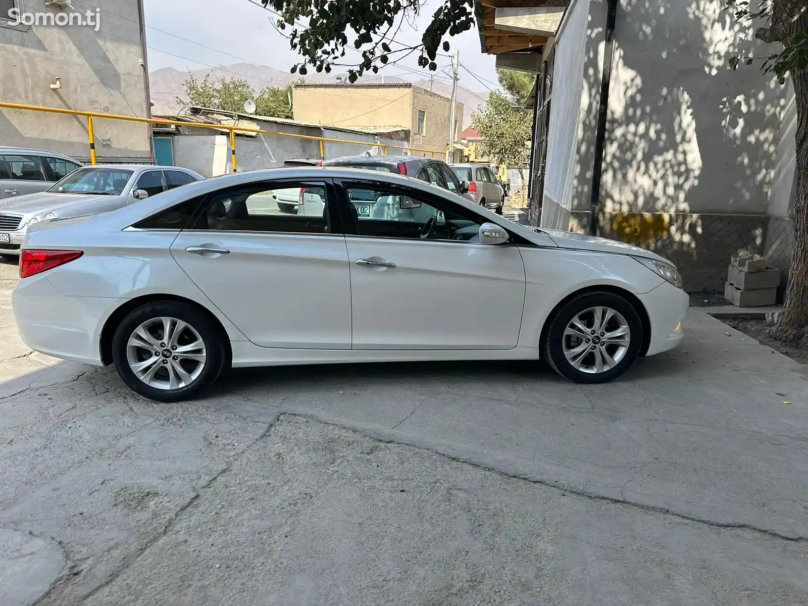 Hyundai Sonata, 2010-6