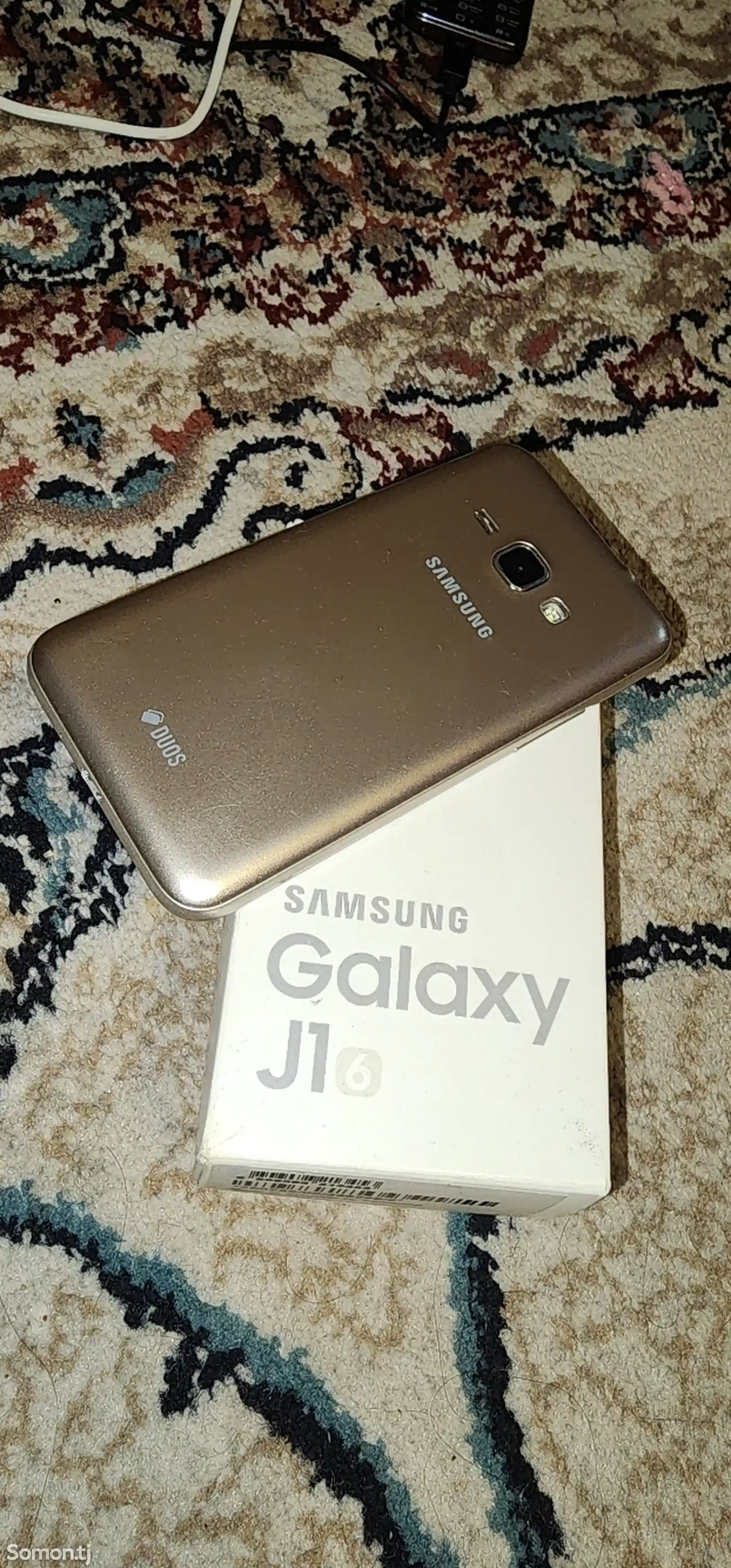 Samsung Galaxy J1 2016 Gold Duos-1