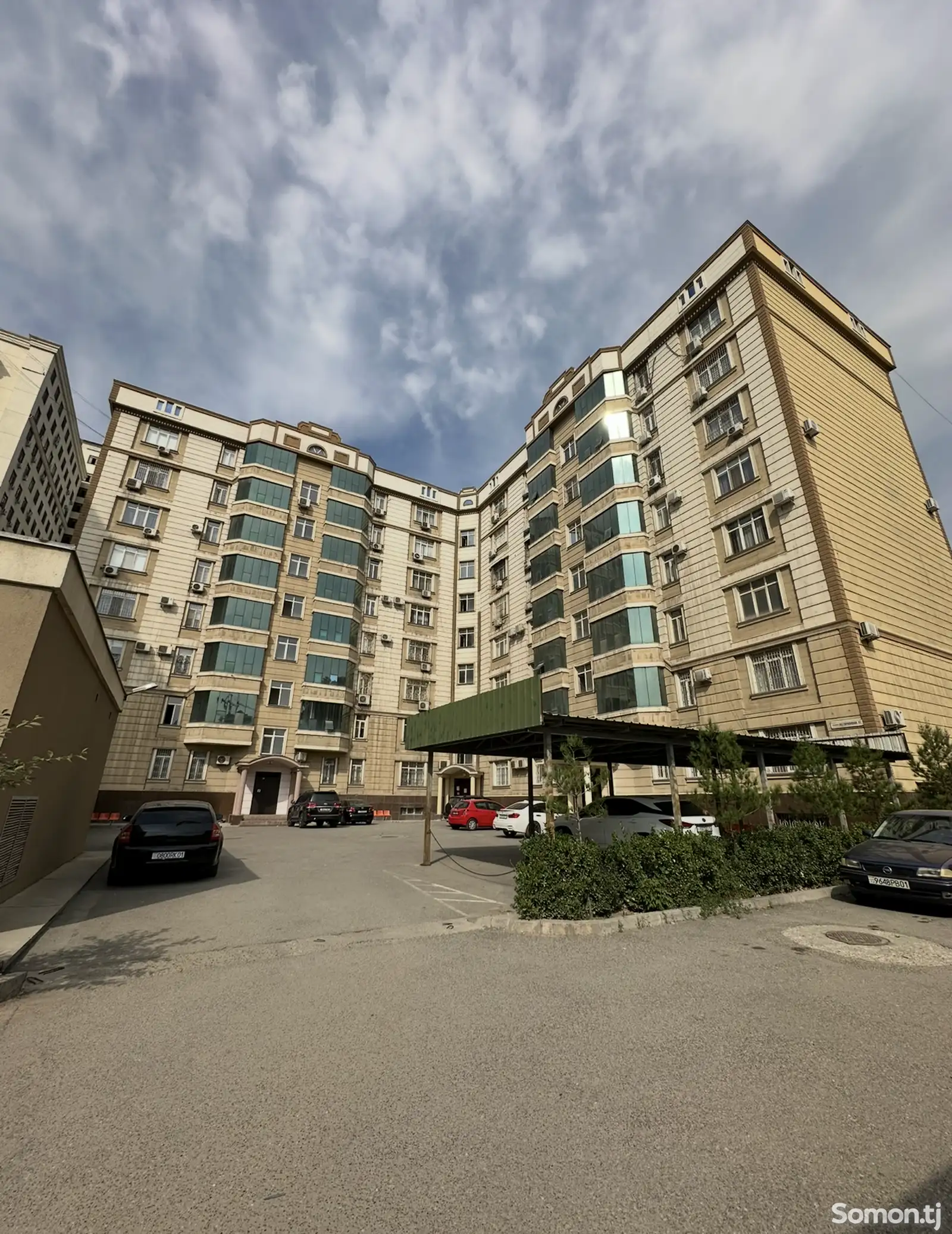 3-комн. квартира, 1 этаж, 283 м², Дом печати