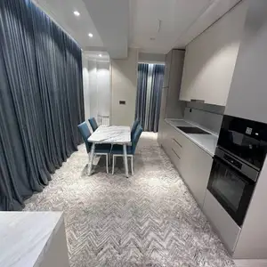 3-комн. квартира, 6 этаж, 120м², Шохмансур