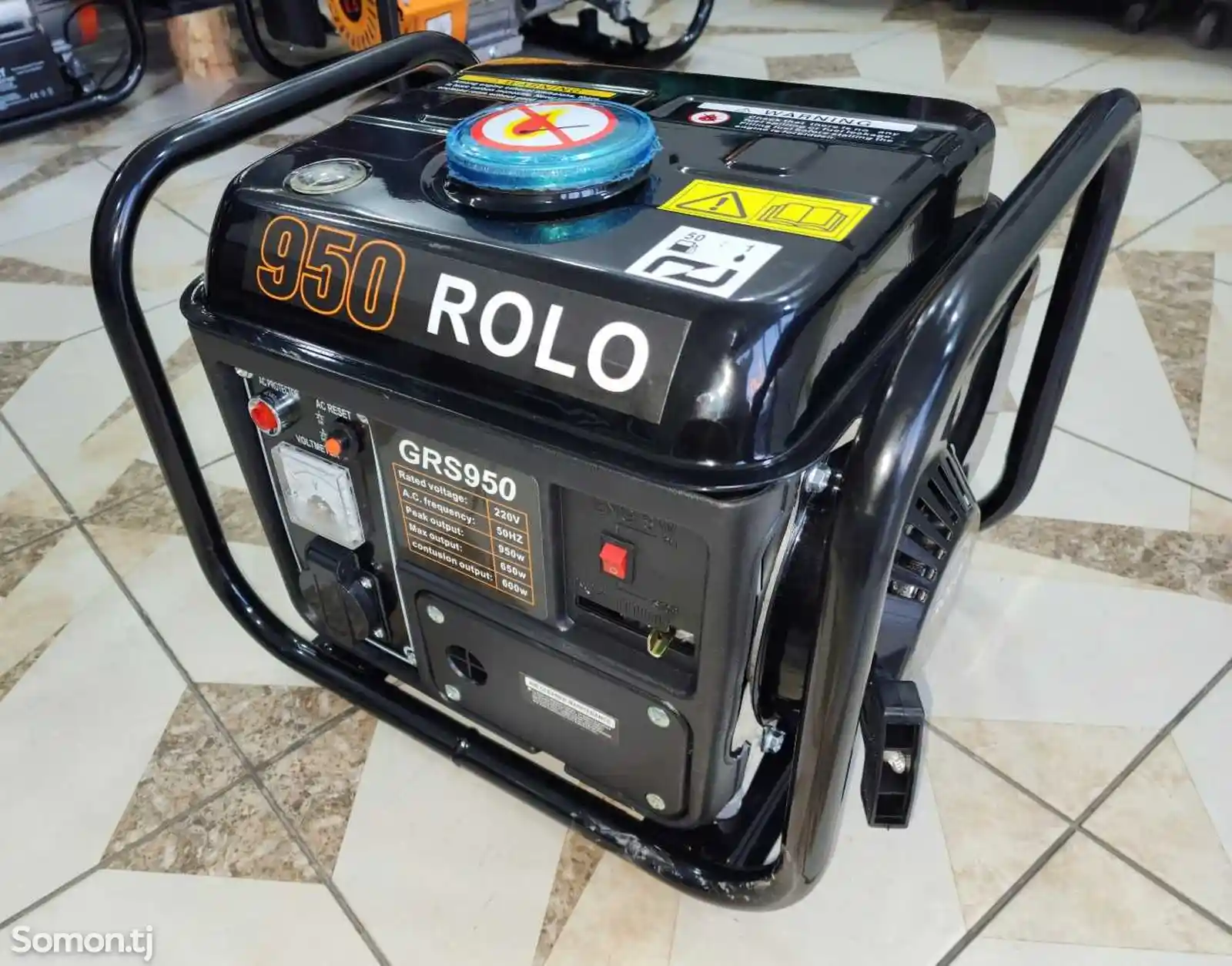 Бензиновый генератор для дома и магазина Rolo 950-1