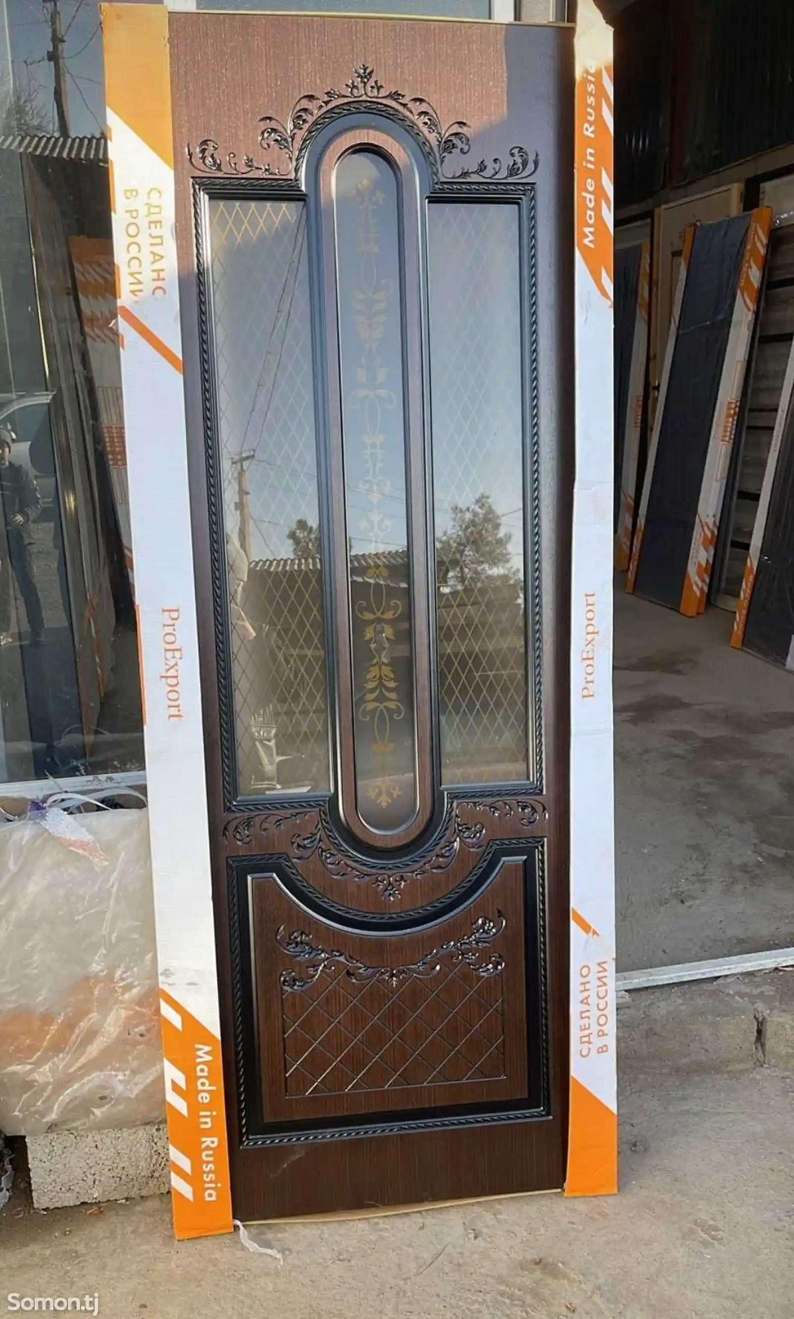 Дверь с зеркалом на заказ-6
