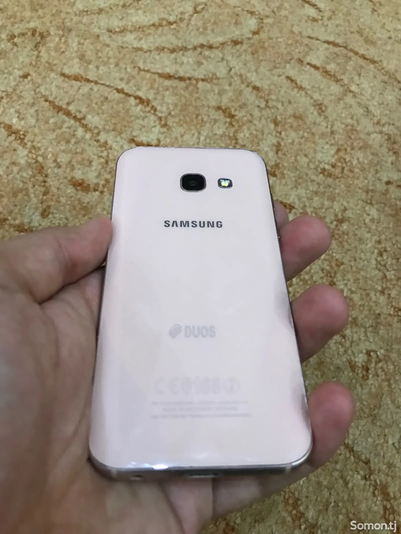 Samsung Galaxy A3-1