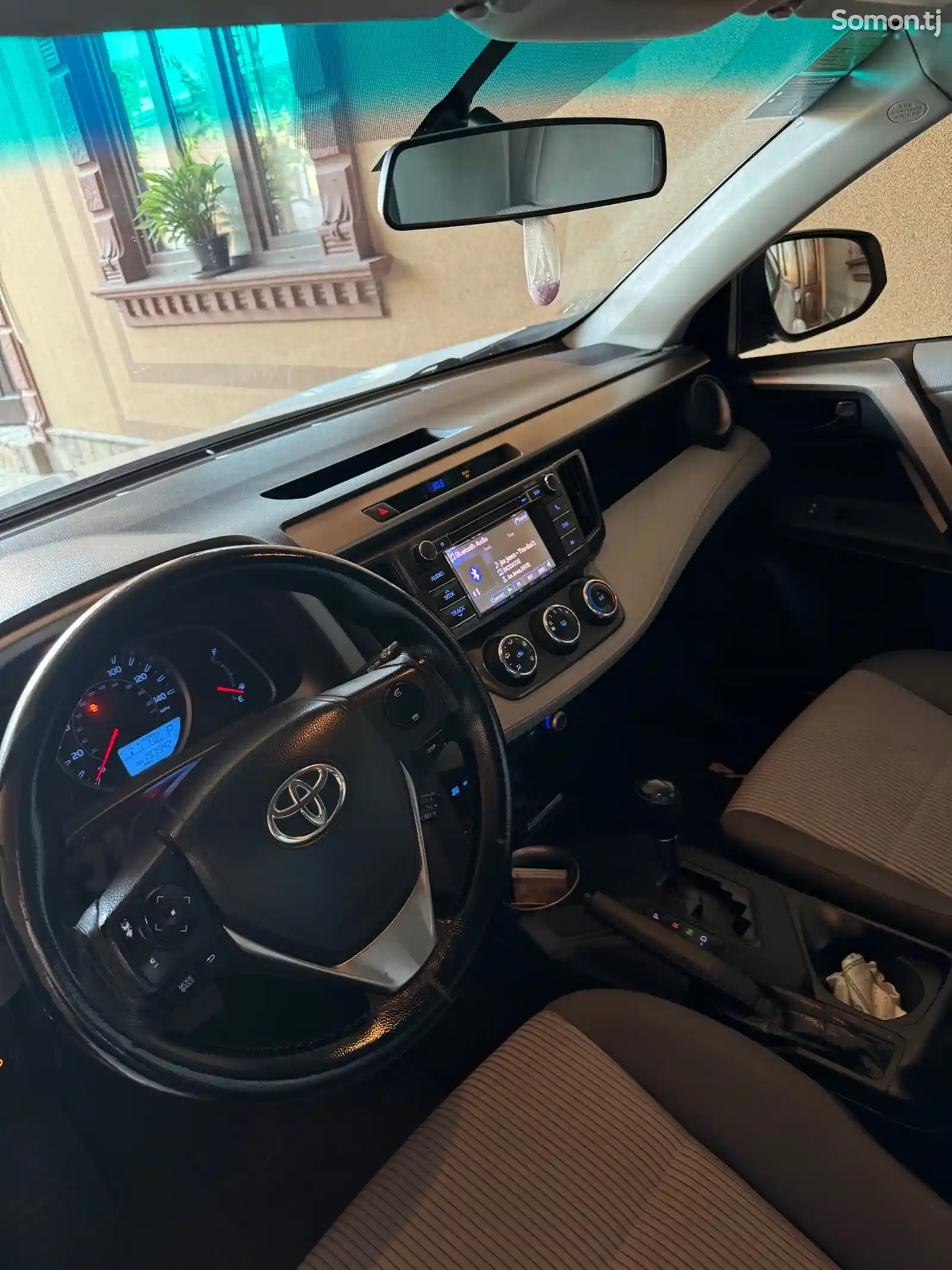 Toyota RAV 4, 2013-6