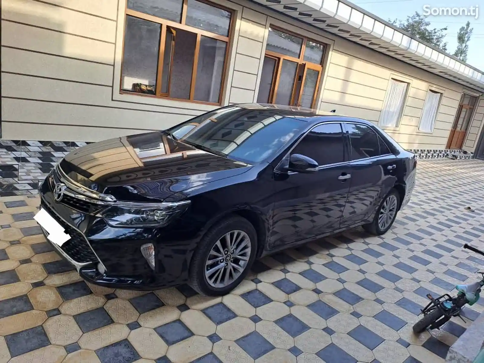 Toyota Camry, 2017-4