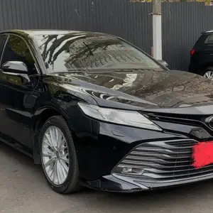 Toyota Camry, 2020