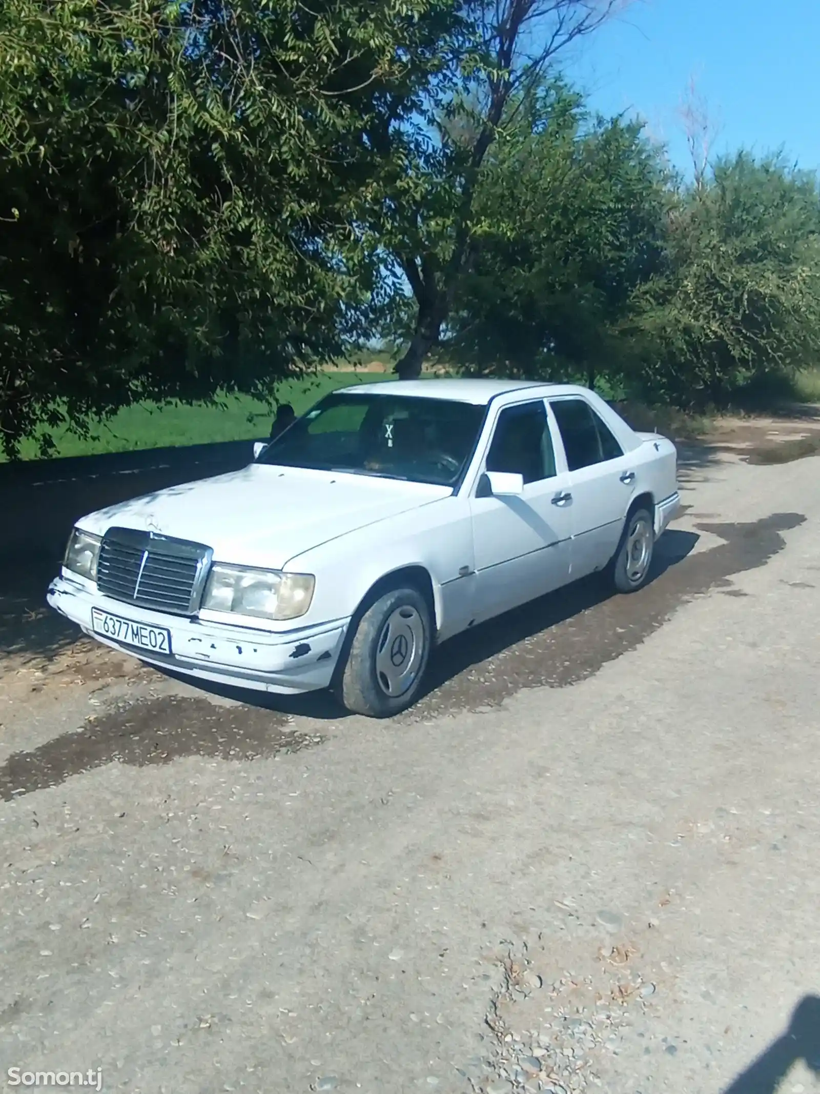 Mercedes-Benz W124, 1989-4