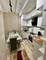 2-комн. квартира, 12 этаж, 92м², И. Сомони-4