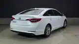 Hyundai Sonata, 2015-5