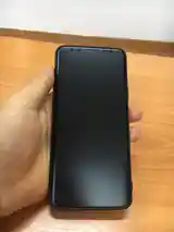 Samsung Galaxy S9 Plus-6