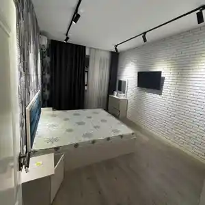 4-комн. квартира, 11 этаж, 120м², Исмоили Сомони 