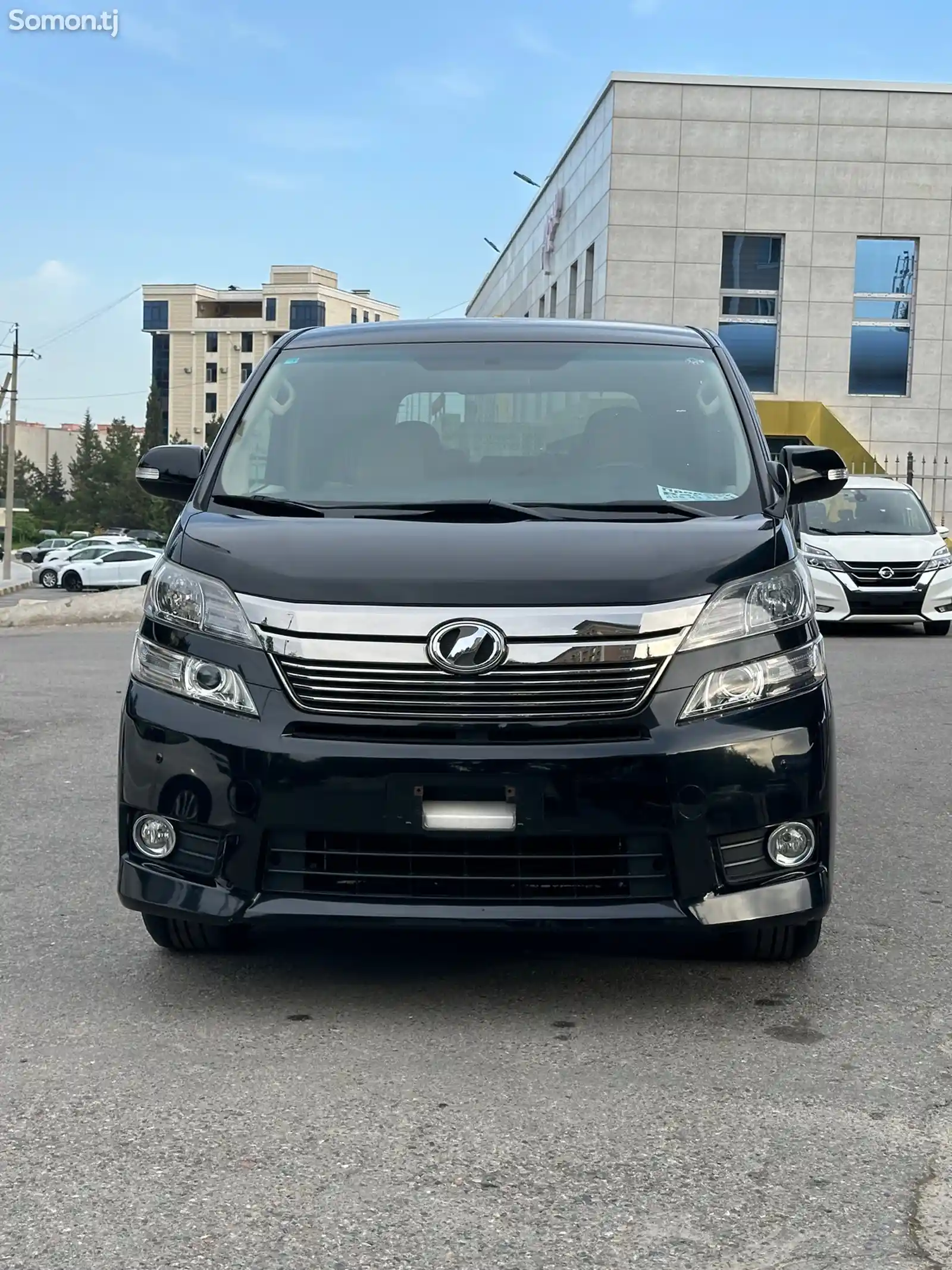 Toyota Vellfire, 2014-3