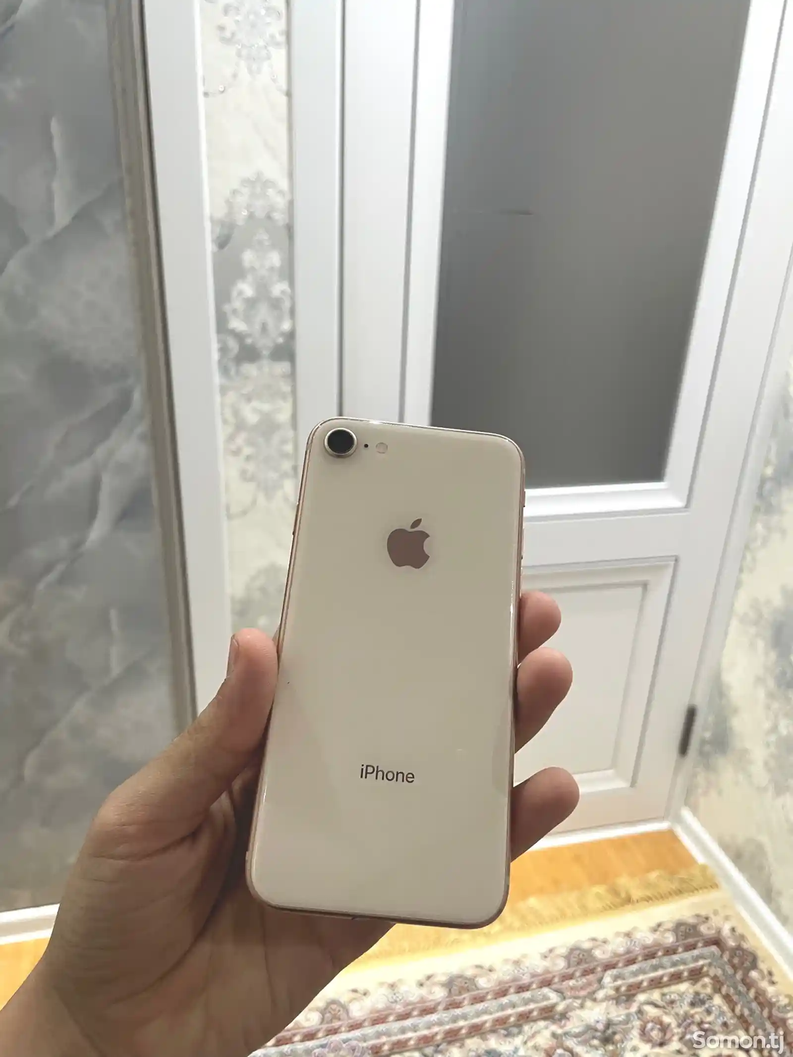 Apple iPhone 8, 64 gb, Gold-2