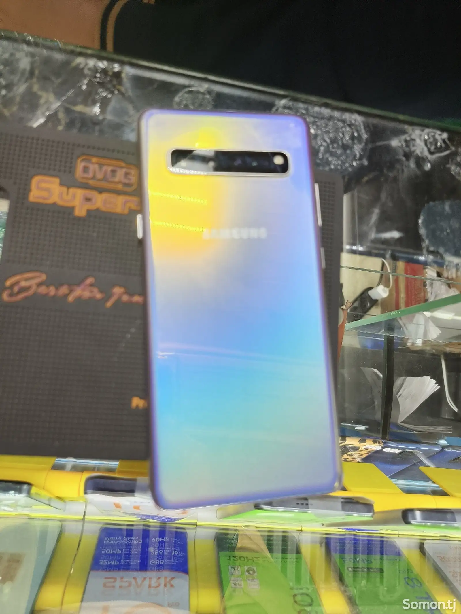 Samsung galaxy S10 plus 5G-1