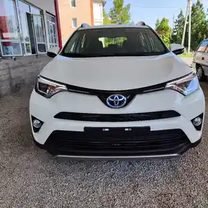 Toyota RAV 4, 2017