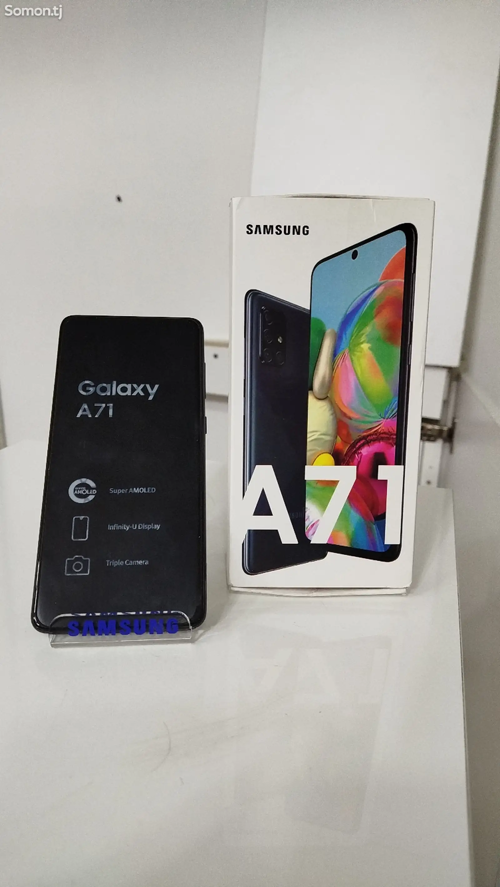 Samsung Galaxy A71-1