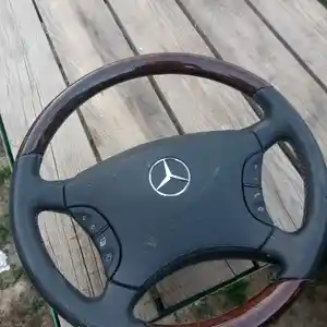 Руль от Mercedes