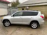 Toyota RAV 4, 2008-8