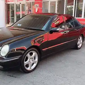 Mercedes-Benz E class, 2001