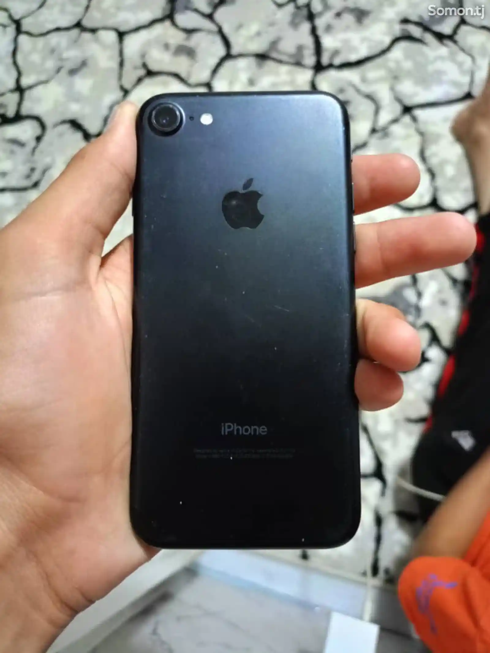 Apple iPhone 7, 32 gb-1