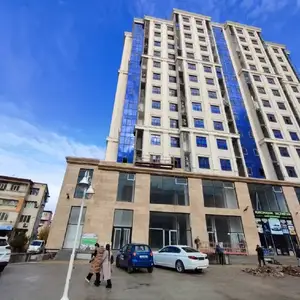 3-комн. квартира, 9 этаж, 70 м², Фирдавси, 46 мкр