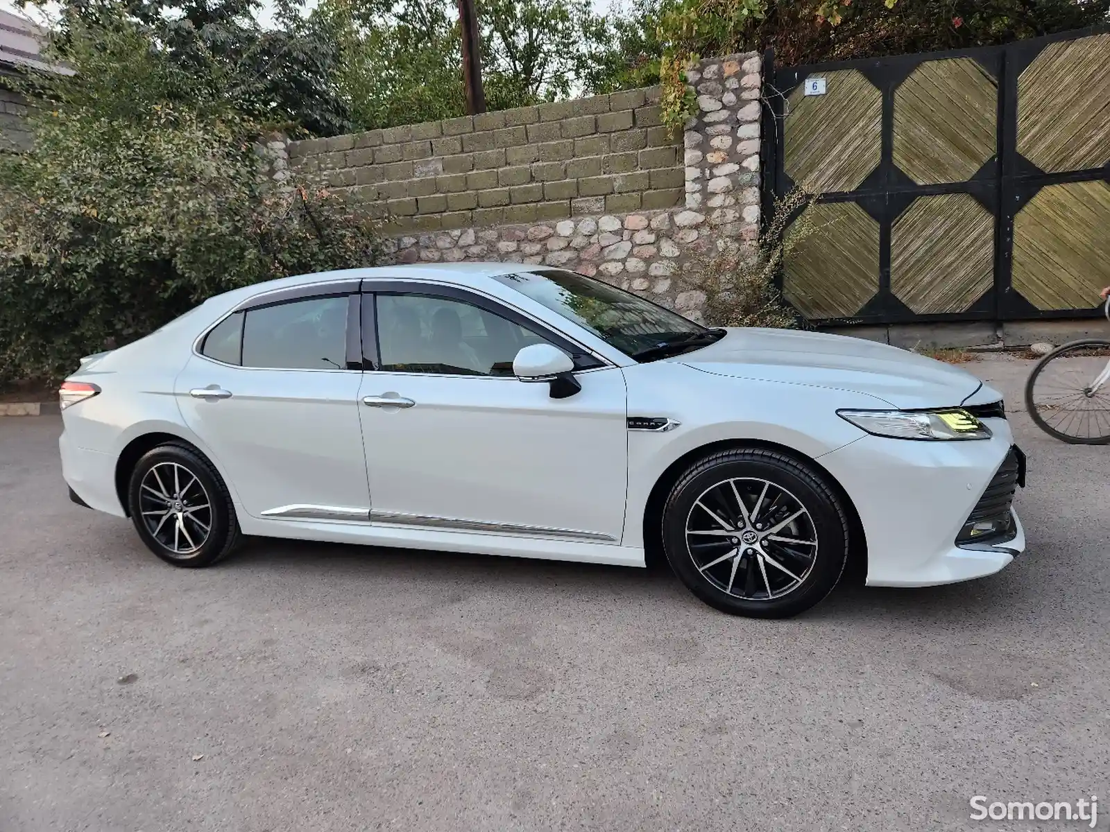 Toyota Camry, 2021-5