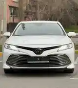 Toyota Camry, 2019-4