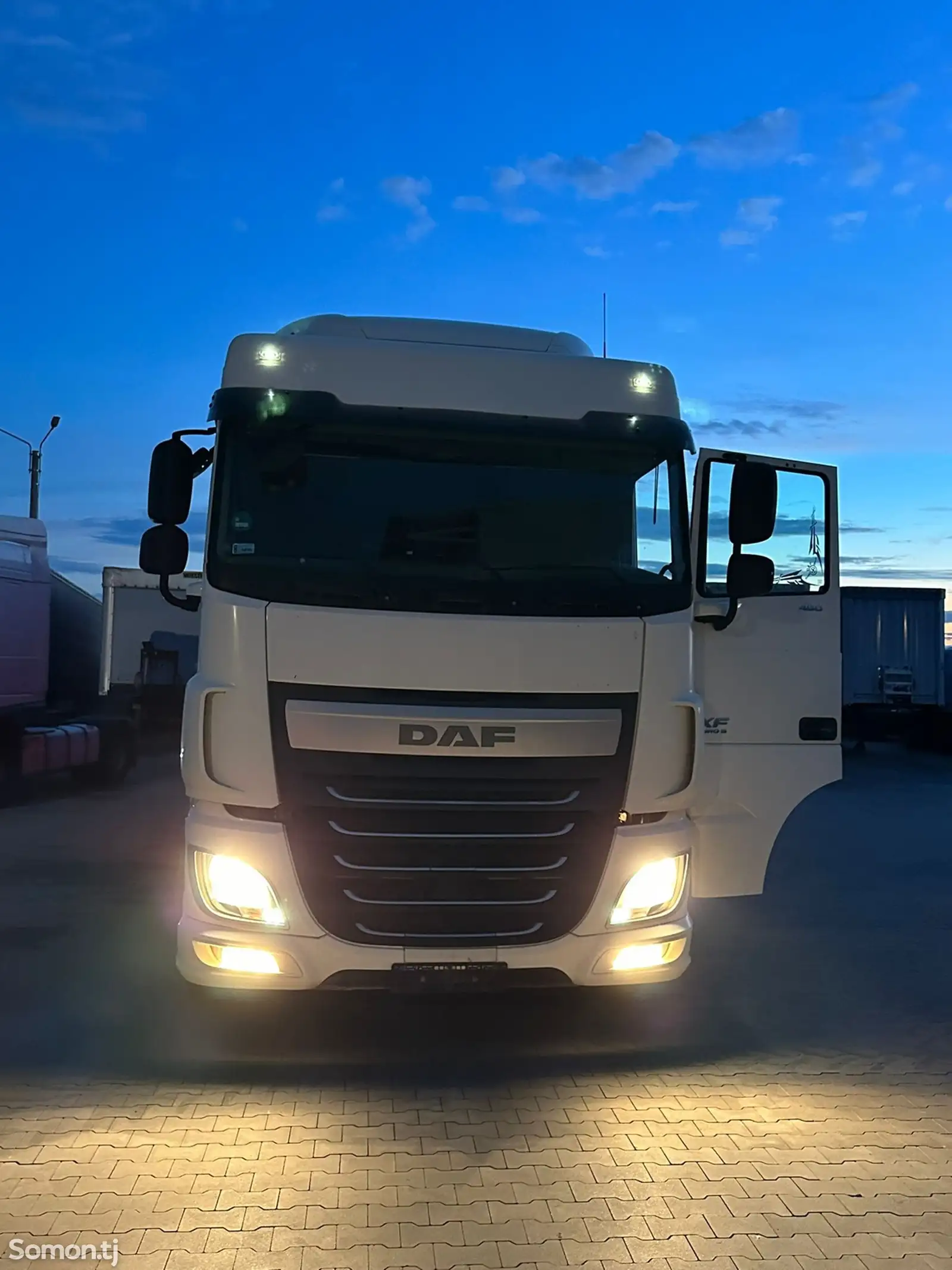 Бортовой автомобиль Daf XF106.460 intarder-2